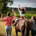 Rééducation pédiatrique à cheval : apport de l’hippothérapie